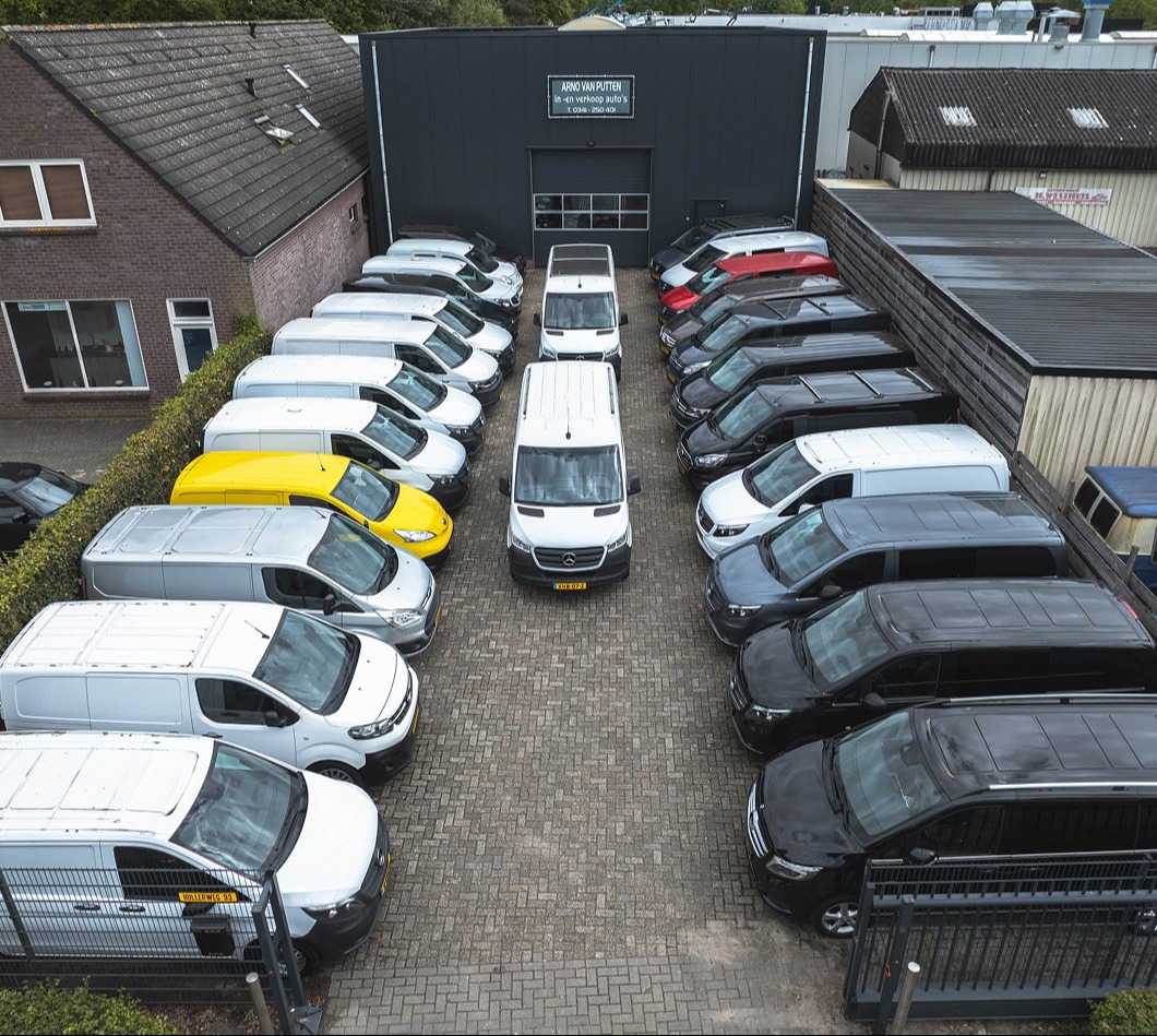 Gallery gallery_images_1_3_1755684261135609412.jpg  |