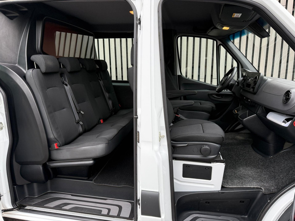 Mercedes-Benz Sprinter Automaat Dubbele Cabine / 6 persoons 44311255-5.jpg | Arno van Putten