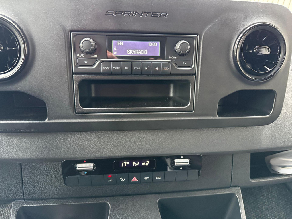Mercedes-Benz Sprinter Automaat Dubbele Cabine / 6 persoons 44311255-9.jpg | Arno van Putten