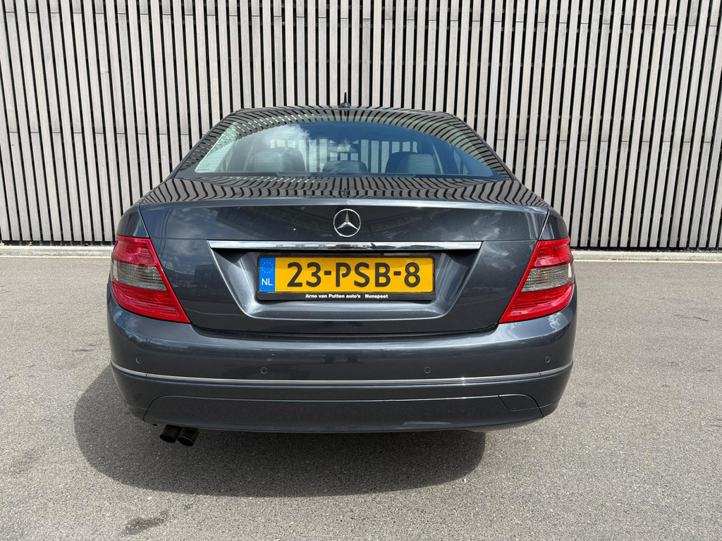 45175363-14.jpg