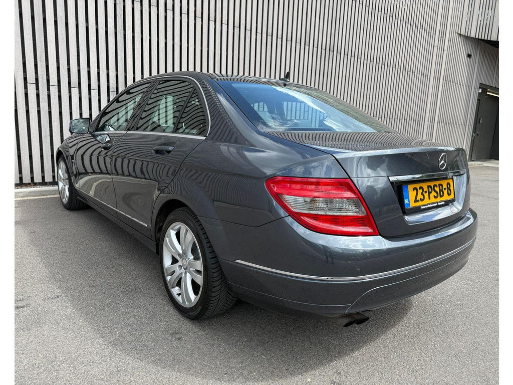 45175363-2.jpg