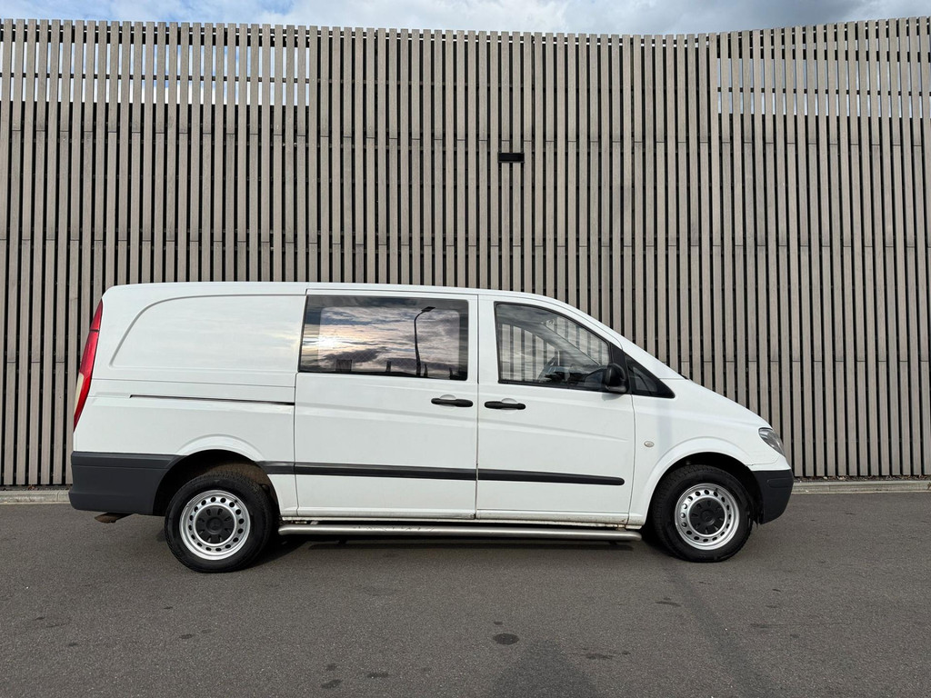 45887443-12.jpg