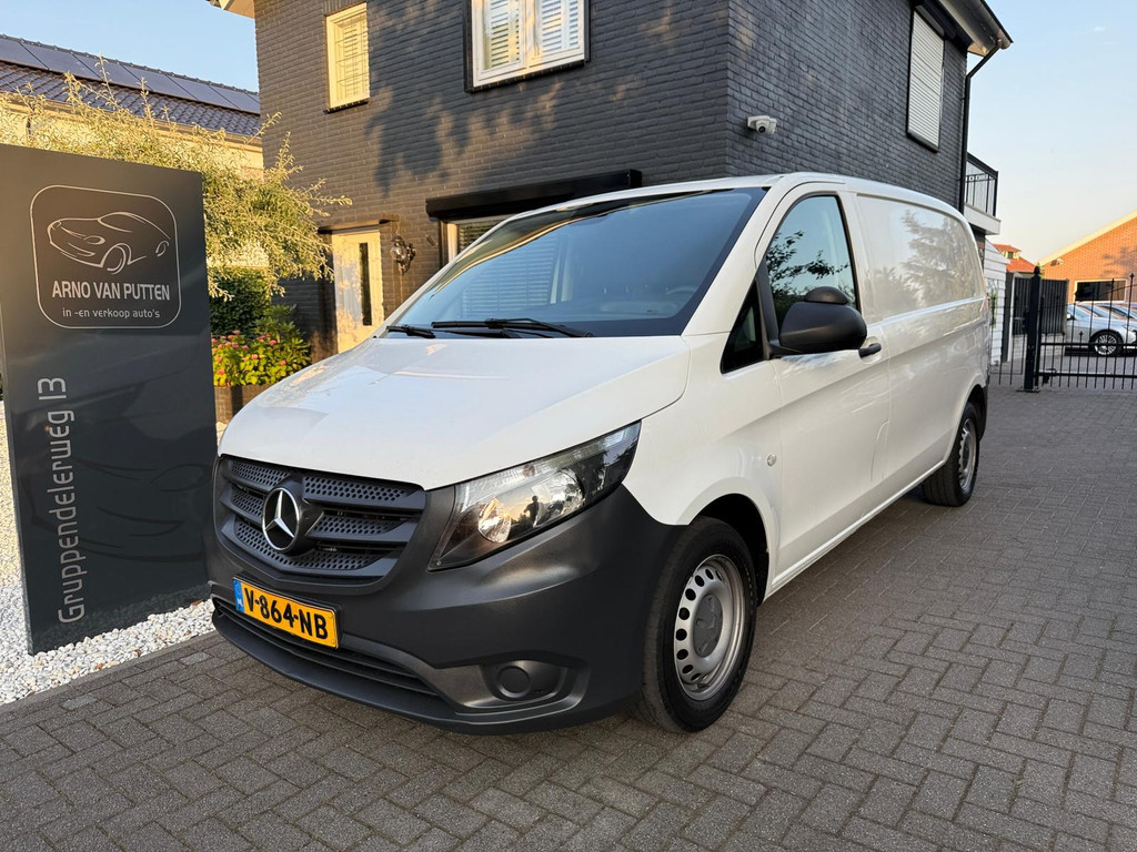 46095559-25.jpg