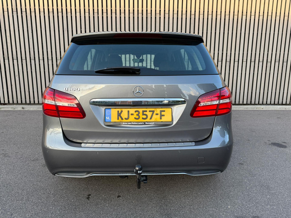 46143122-17.jpg