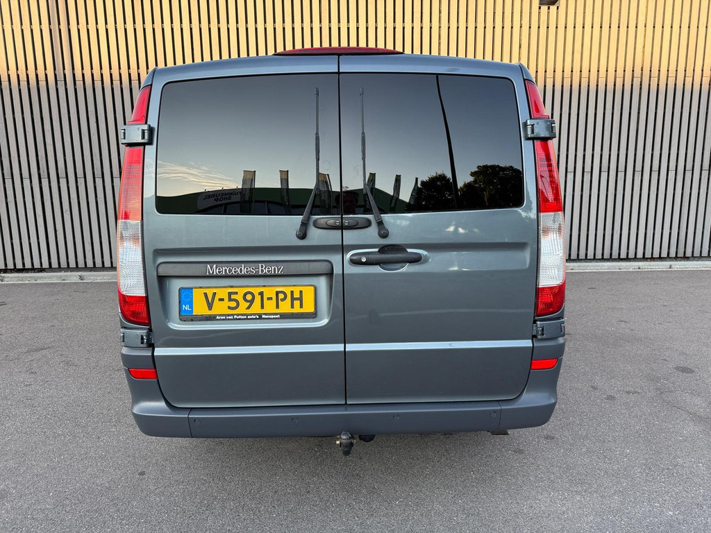 46165722-14.jpg