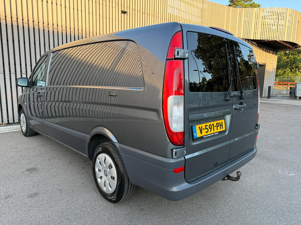 46165722-2.jpg
