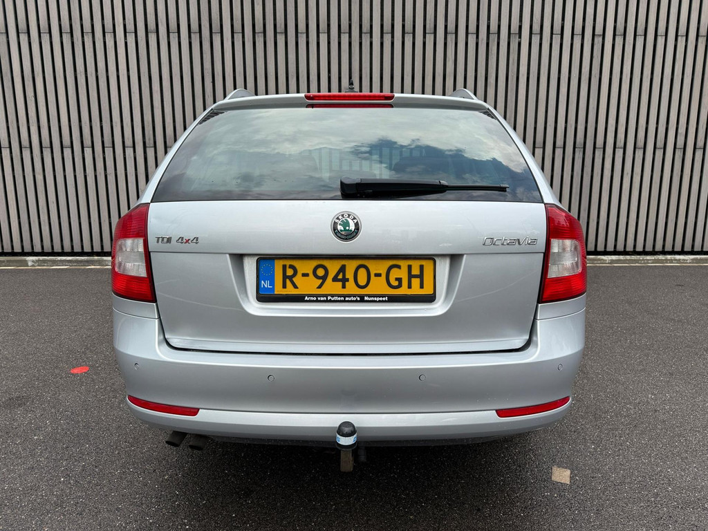 46365576-21.jpg