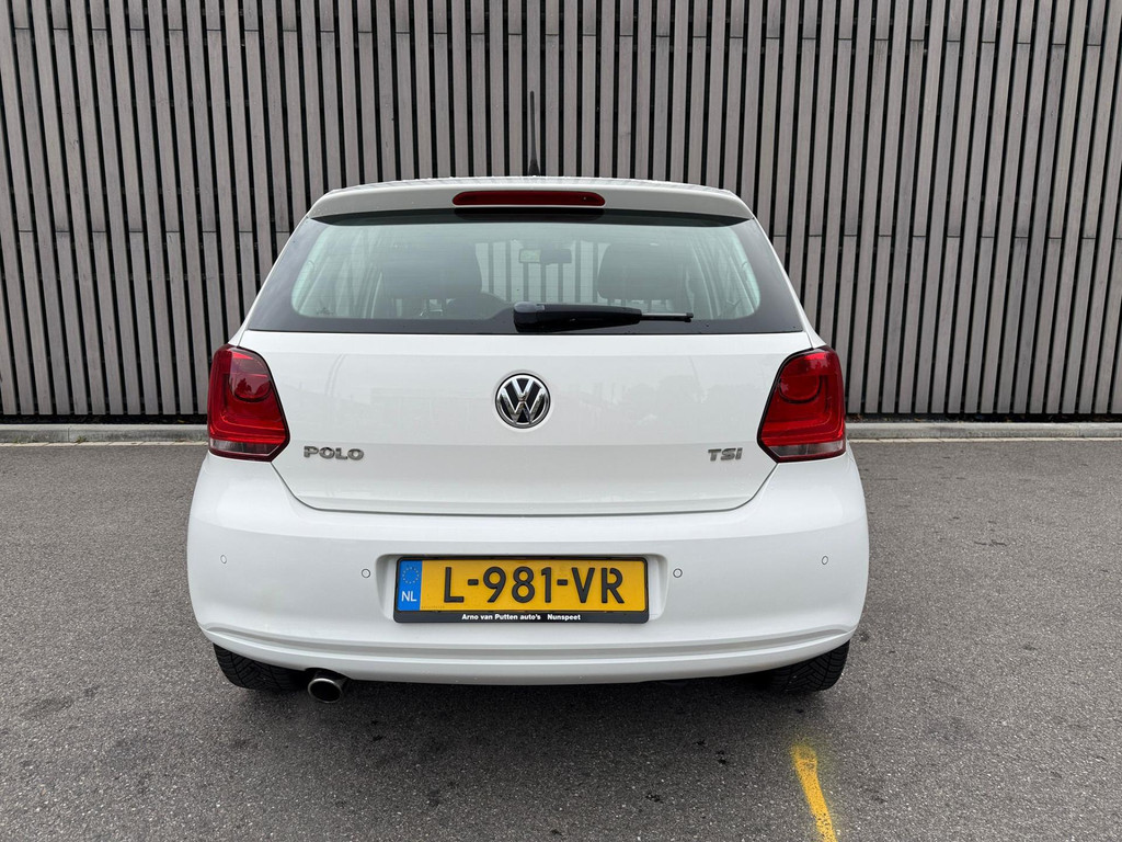 47511398-17.jpg